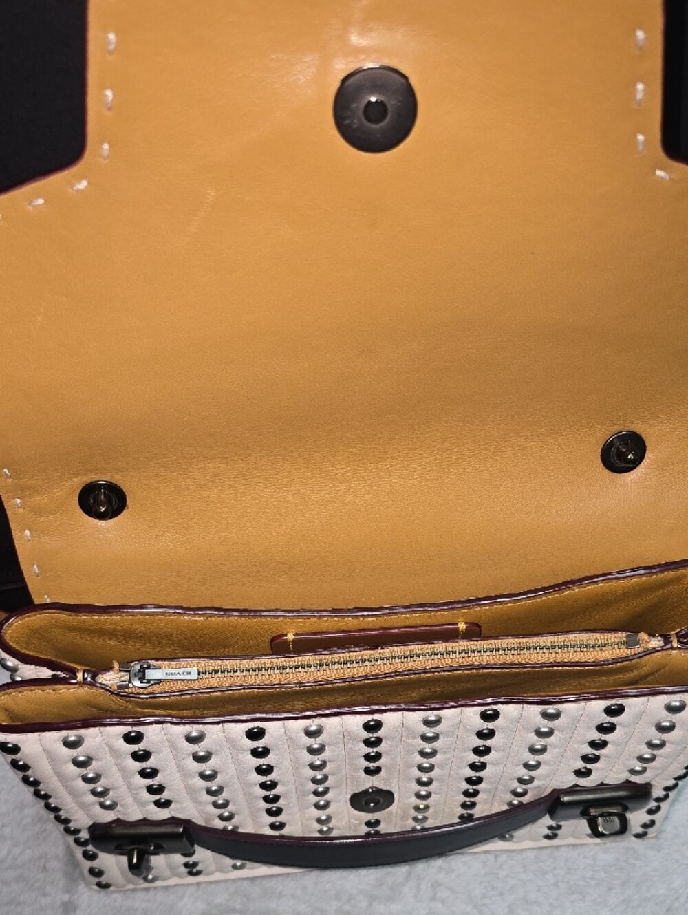 Coach 'Swagger' Quilted Rivet Chain Crossbody - Picture 6 of 13